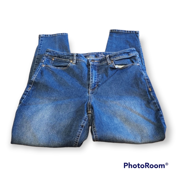 Christopher & Banks Denim - 🎉BOGO🎉 Christopher & Banks Cropped Jeans
